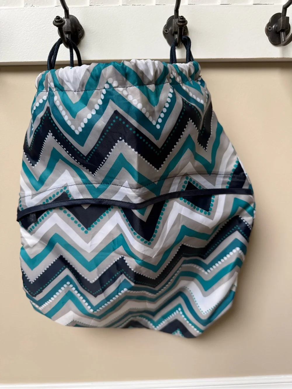 thirty-one Teal, Navy & White Chevron Drawstring Bag